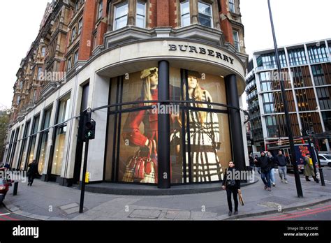 burberry outlet in england